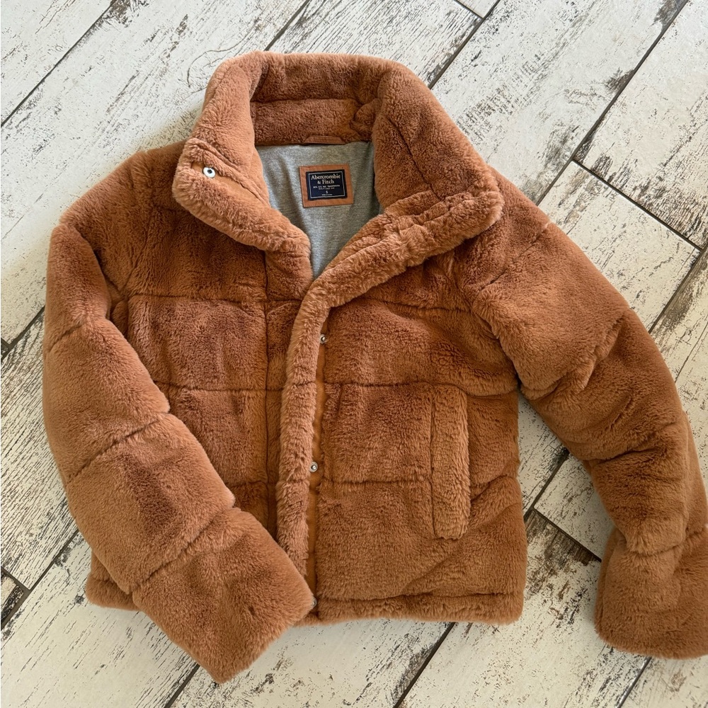 Abercrombie cropped faux fur jacket